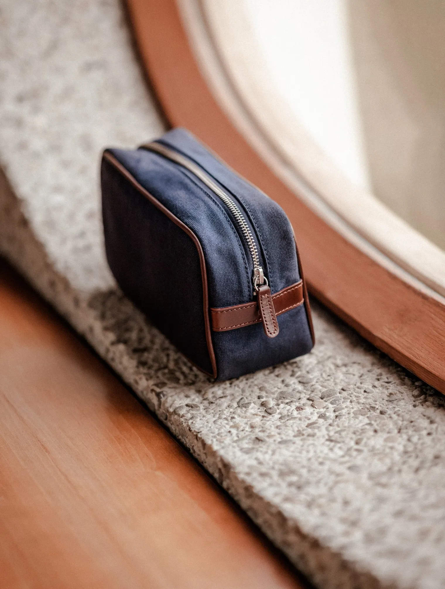 amalfi_4-1.webp Bobbies Travel Bags | Small Leather Goods | Amalfi