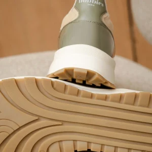 Bobbies Sneakers | Apollo