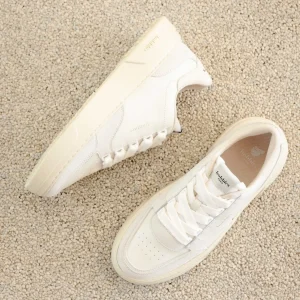 Women Bobbies Sneakers | Avalon