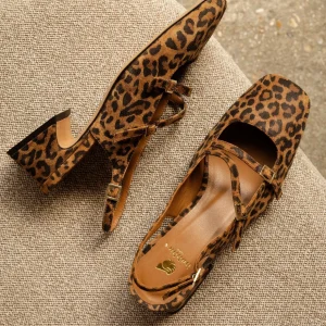 Women Bobbies Heeled Sandals | Pumps & Mary Janes | Becca