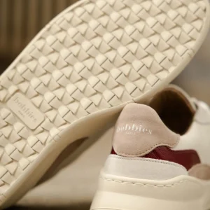 Women Bobbies Sneakers | Beverly