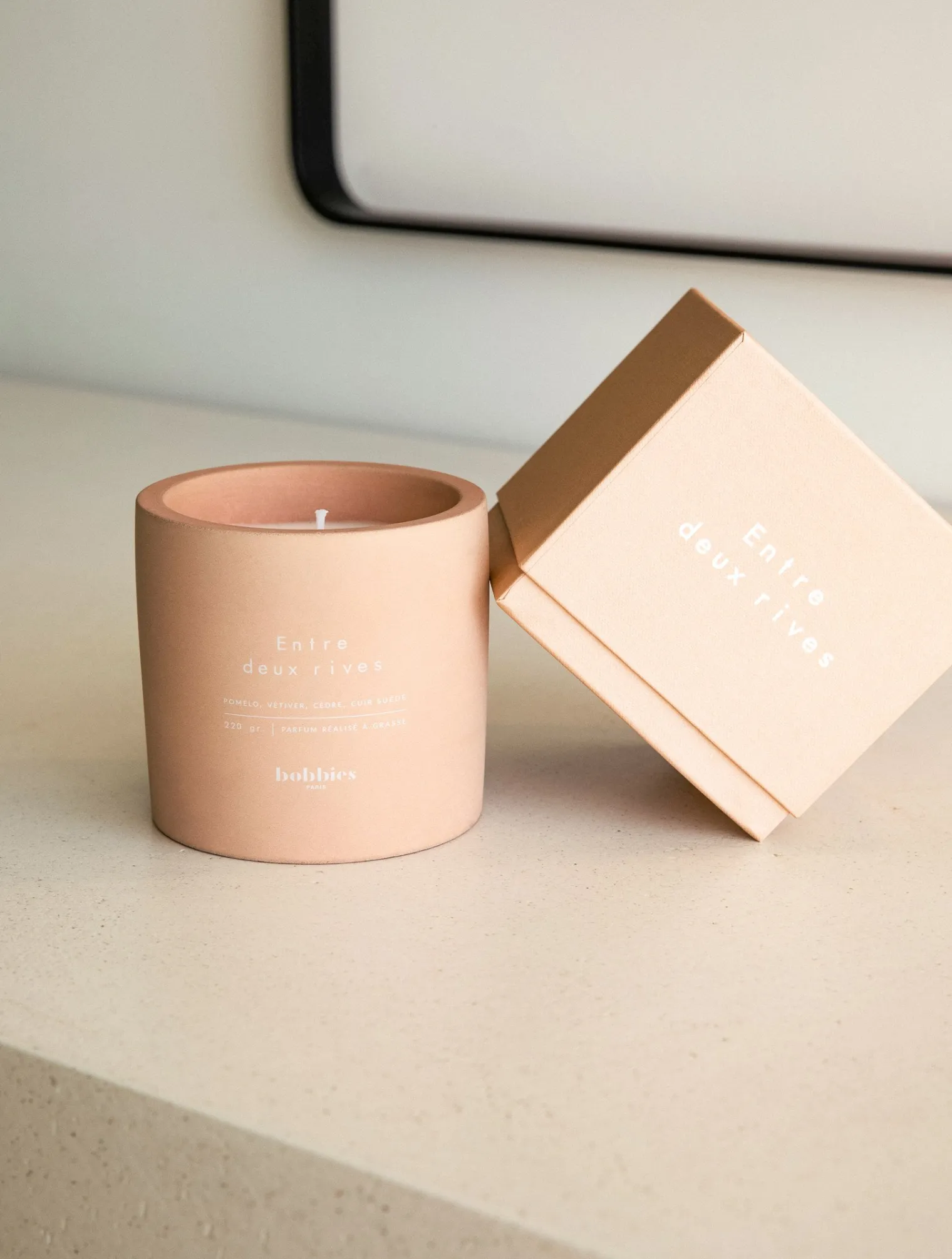 bougie_3-5.webp Women Bobbies Candles | Candles | Bougie
