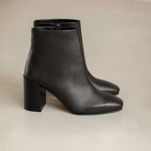 Women Bobbies Ankle Boots | Carla