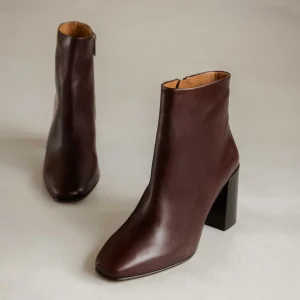 Women Bobbies Ankle Boots | Carla