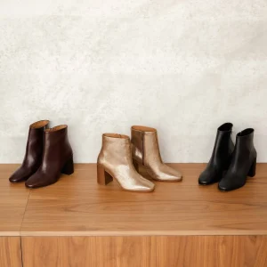 Women Bobbies Ankle Boots | Carla