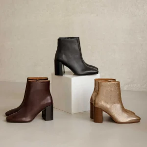 Women Bobbies Ankle Boots | Carla