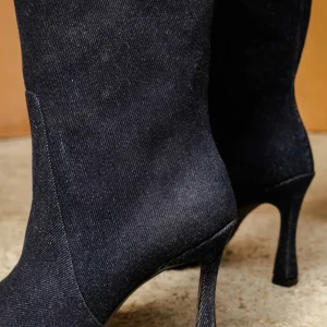 Women Bobbies Knee High Boots | Clarisse