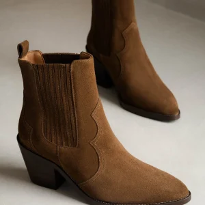 Women Bobbies Ankle Boots | Dakota