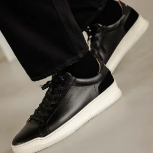 Bobbies Sneakers | Daniil