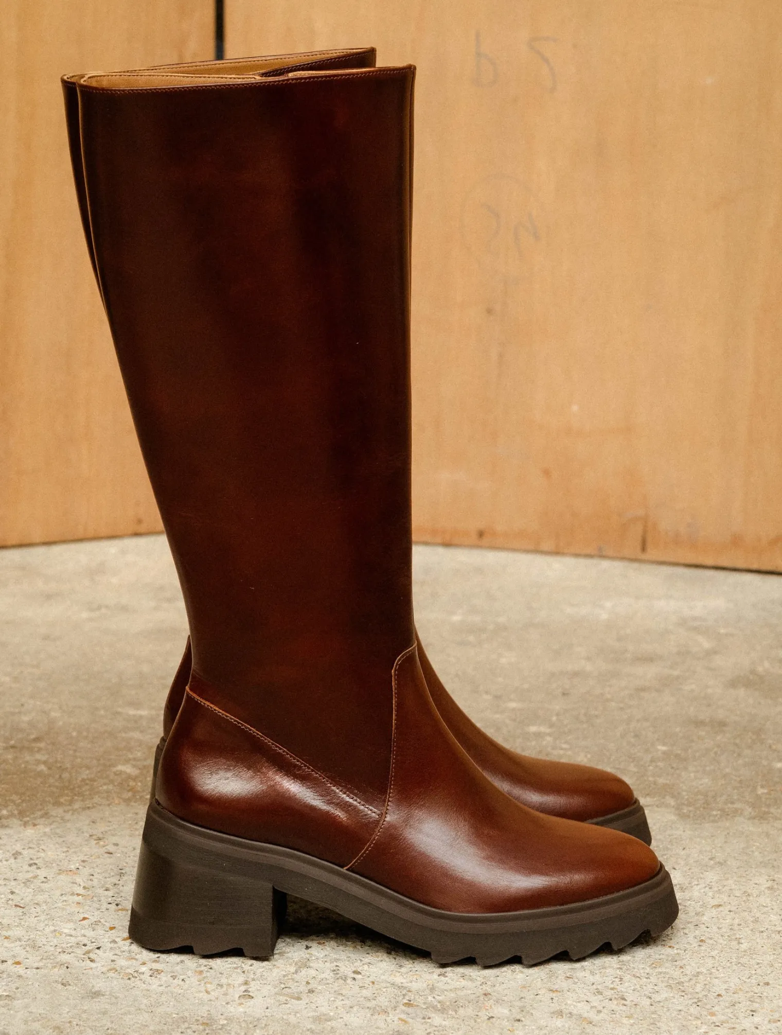 enora_4-1.webp Women Bobbies Knee High Boots | Enora