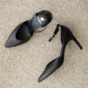Women Bobbies Heeled Sandals | Pumps & Mary Janes | Heather