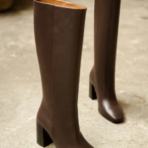 Women Bobbies Knee High Boots | Hisaé