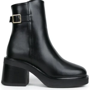 Women Bobbies Ankle Boots | Isumi