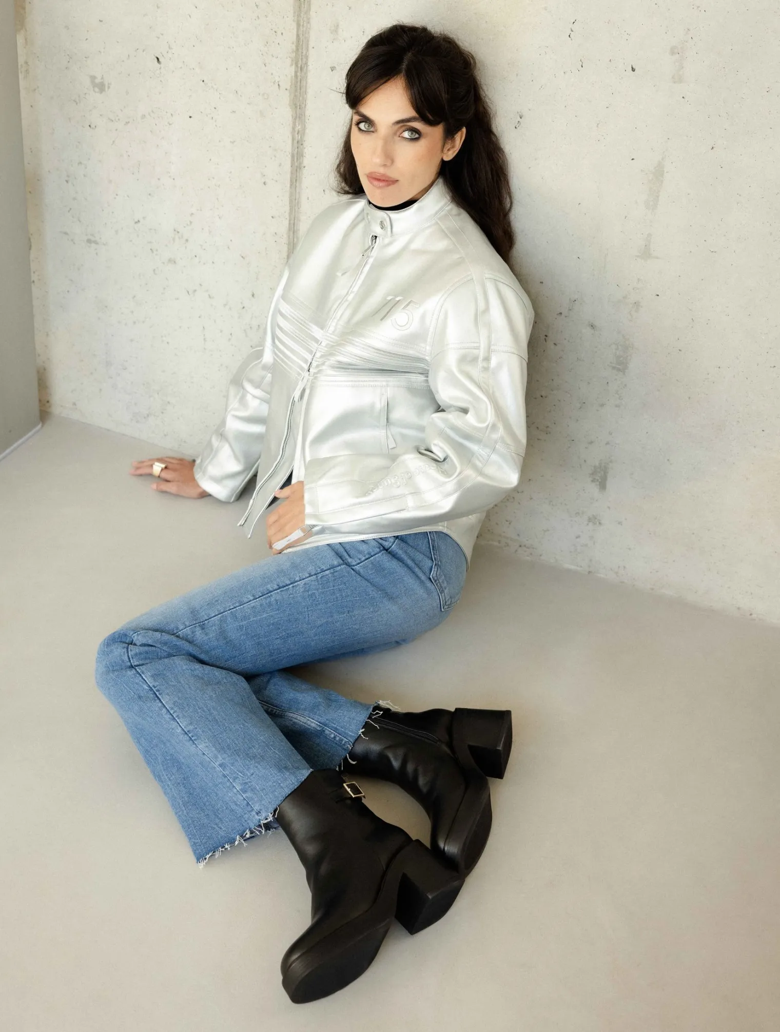 isumi_4.webp Women Bobbies Ankle Boots | Isumi