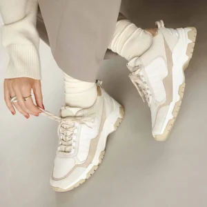 Women Bobbies Sneakers | Kiwa