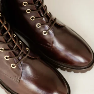 Women Bobbies Ankle Boots | Lara