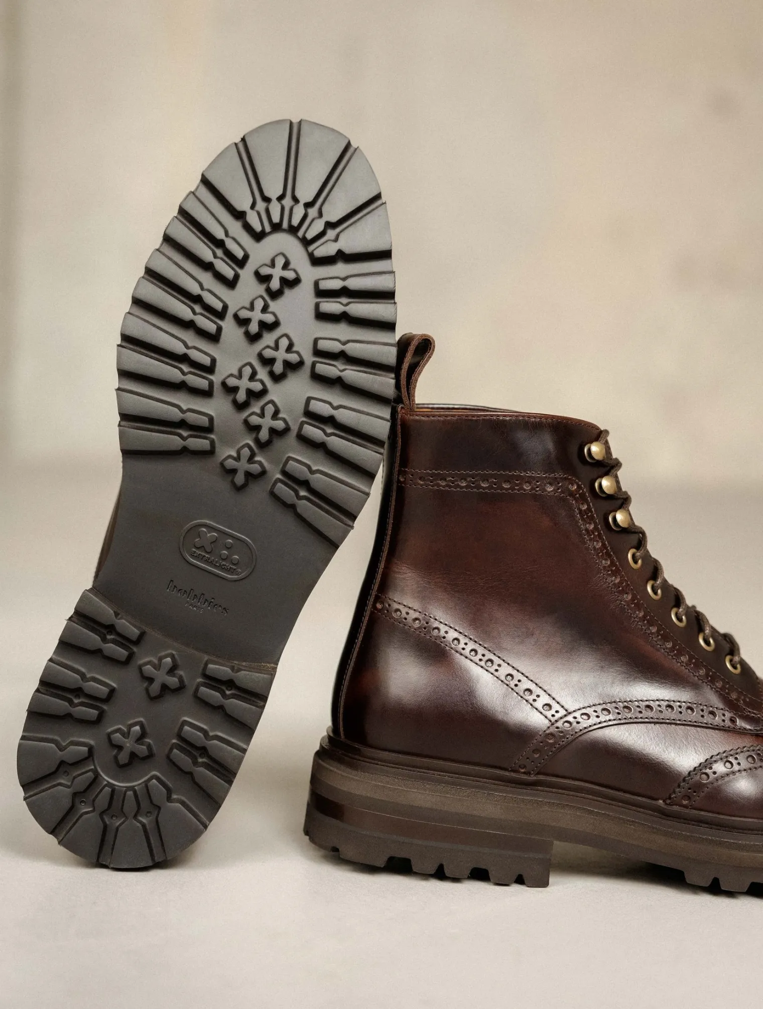 leandro_6-2.webp Bobbies Boots | Leandro