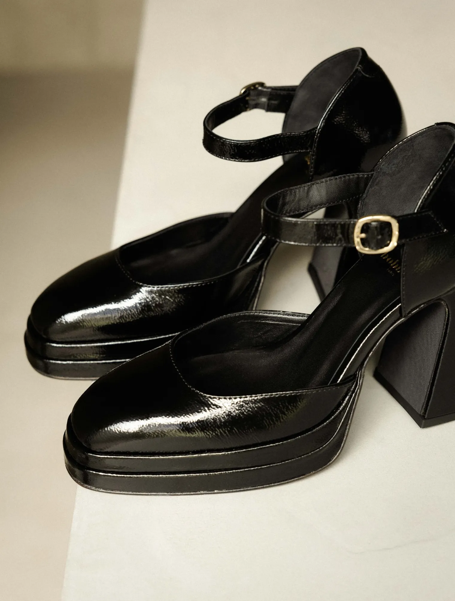 michelle_3-1.webp Women Bobbies Heeled Sandals | Platforms & Clogs | Michelle