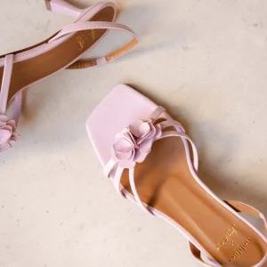 Women Bobbies Heeled Sandals | Nozze