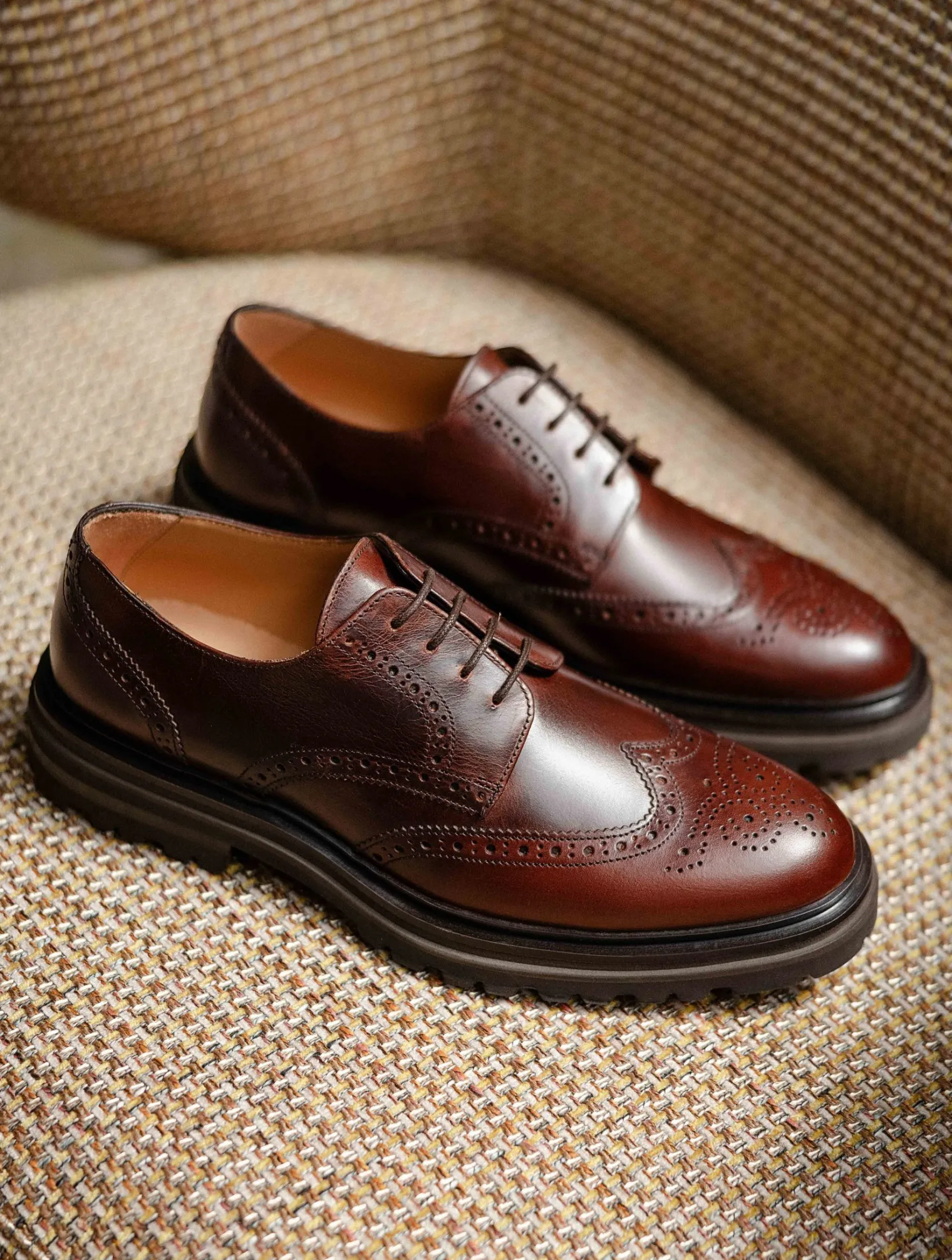 oscar_3-2.webp Bobbies Derbies & Oxfords | Oscar