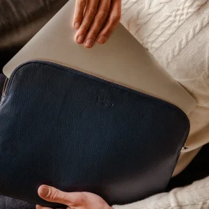 Bobbies Laptop Sleeves | Oslo