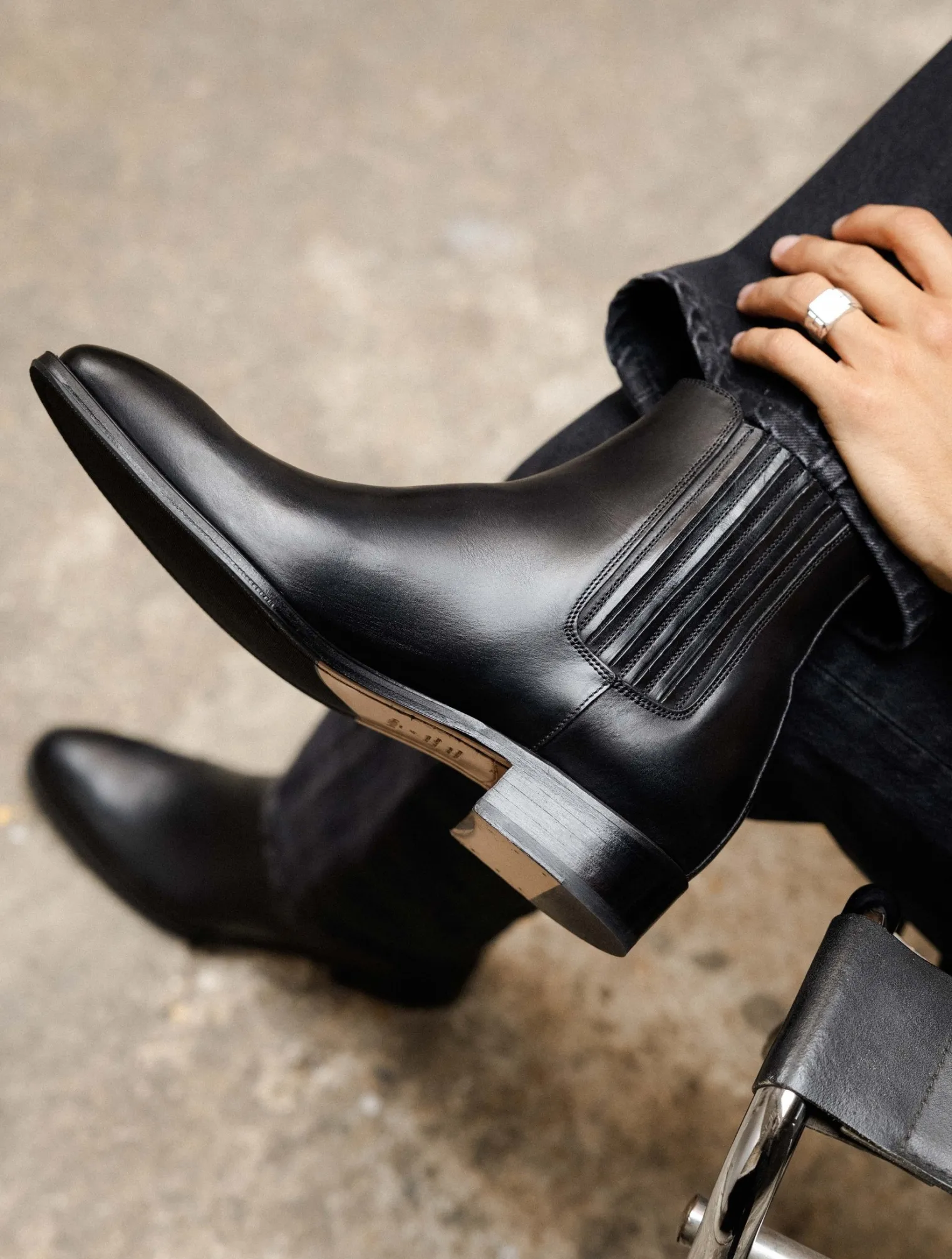 russell_0-1.webp Bobbies Boots | Russell