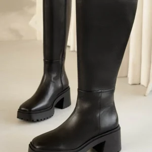 Women Bobbies Knee High Boots | Sandra