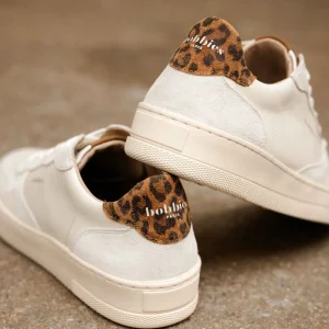 Women Bobbies Sneakers | Scott