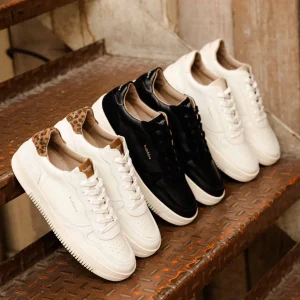 Women Bobbies Sneakers | Scott