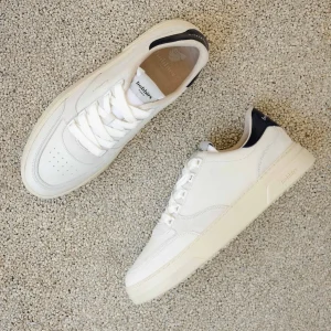 Bobbies Sneakers | Thanassi