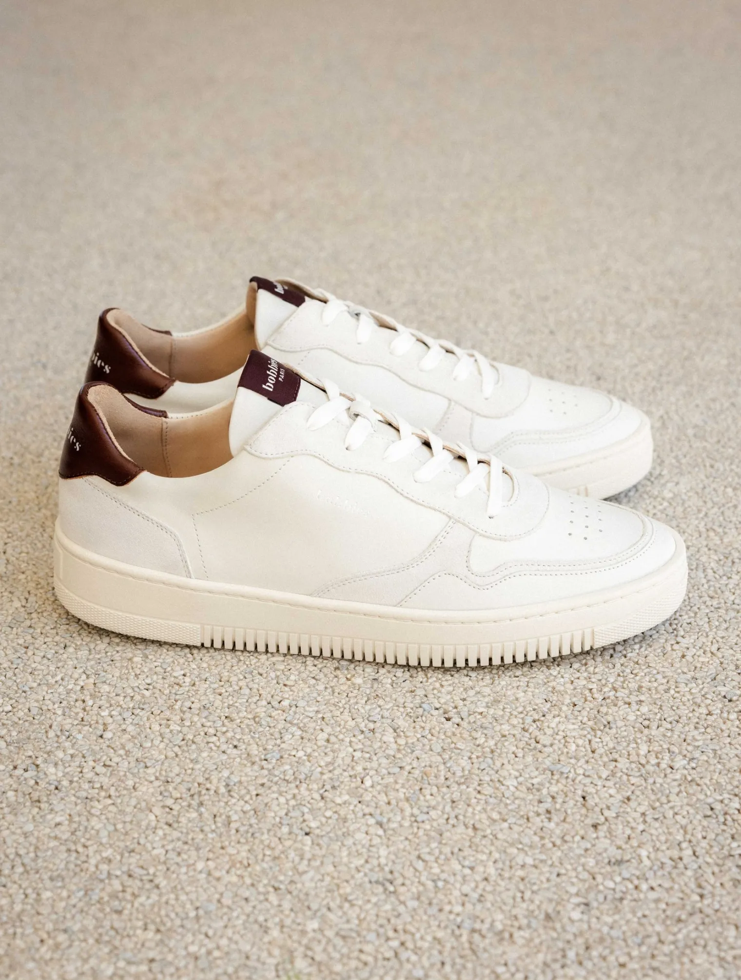 travis_2-4.webp Bobbies Sneakers | Travis