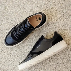 Bobbies Sneakers | Travis