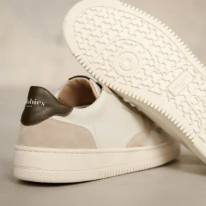 Bobbies Sneakers | Travis