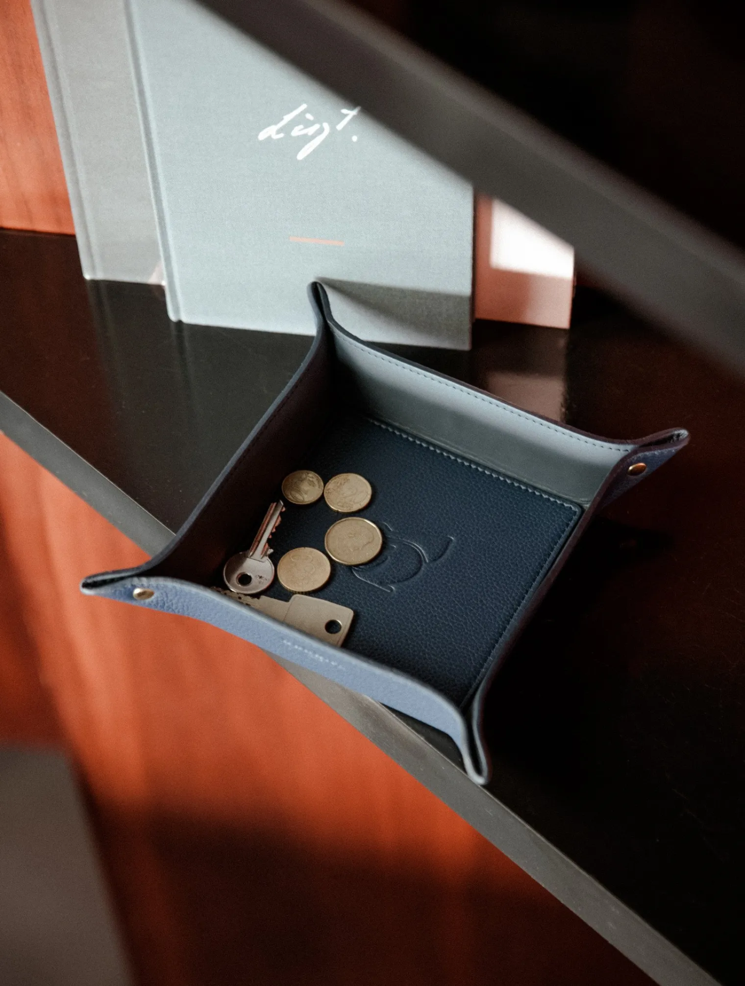 vegas_0-1.webp Bobbies Small Leather Goods | Vegas
