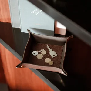 Bobbies Small Leather Goods | Vegas