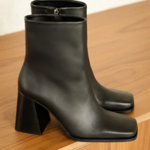 Women Bobbies Ankle Boots | Wilma