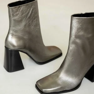 Women Bobbies Ankle Boots | Wilma