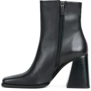 Women Bobbies Ankle Boots | Wilma